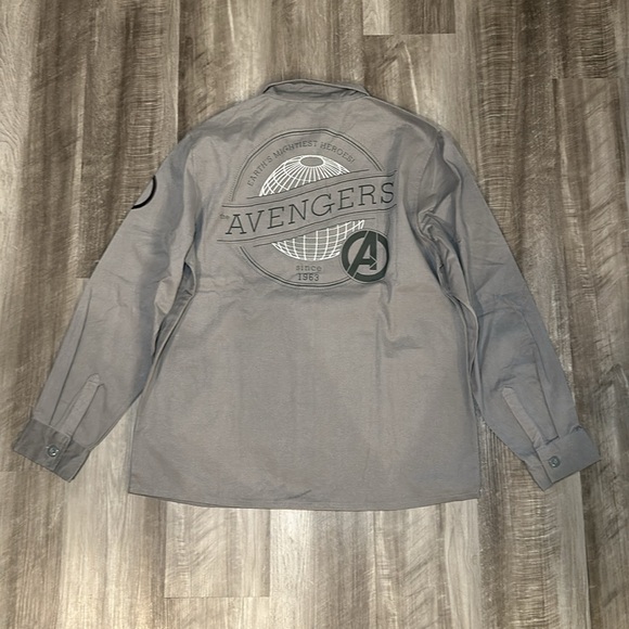 Avengers We Love Fine Long Sleeve Button Down - XL - Picture 3 of 8